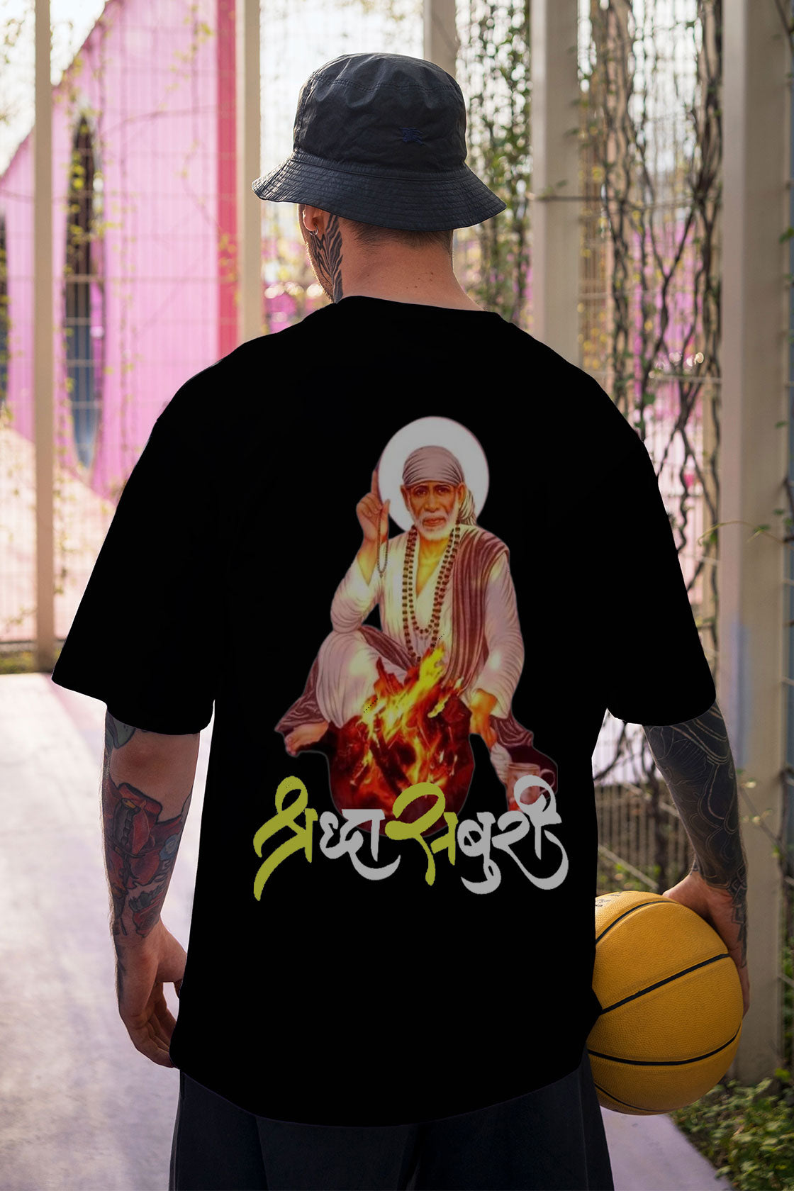 Men's Shraddha Saburi Graphic Oversized/Regular T-shirt